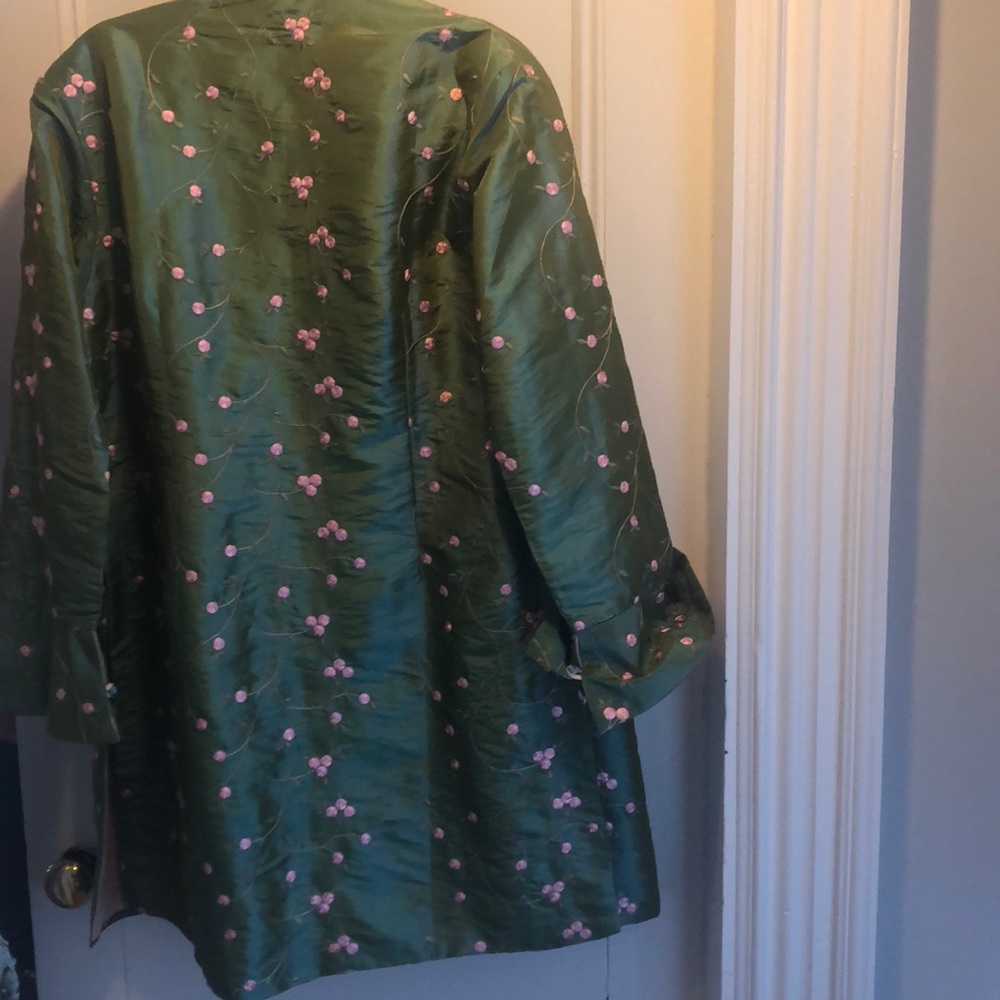 Dragon Silk 100% silk long Chinese dress/jacket - Picture 4 of 5